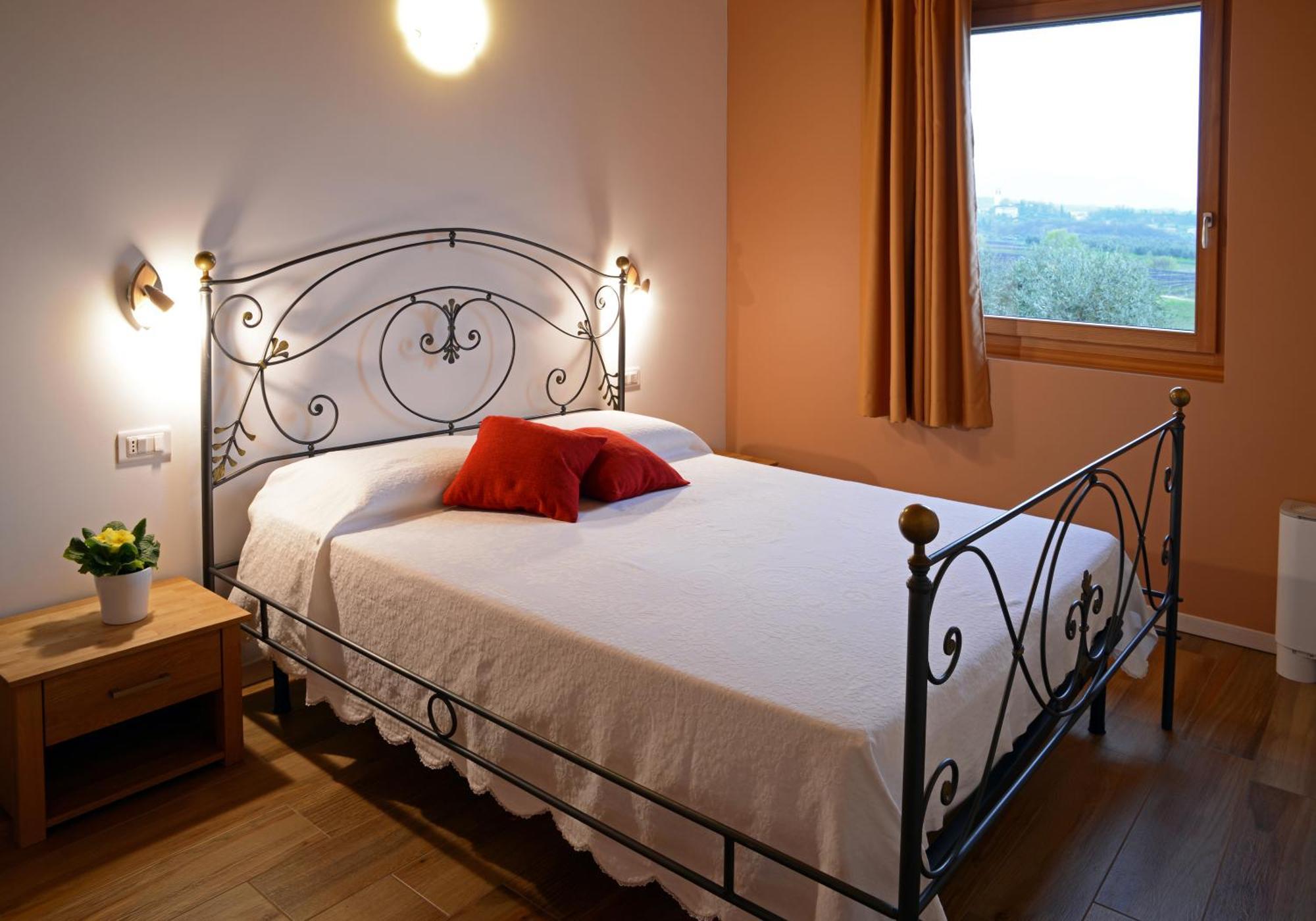 Agriturismo Fioralba Polpenazze del Garda Bagian luar foto
